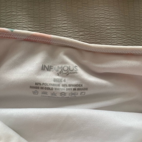 Infamous swimsuit girls size 4 - Picture 3 of 6